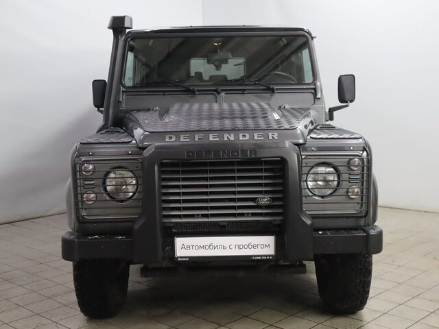 Land Rover Defender 2010