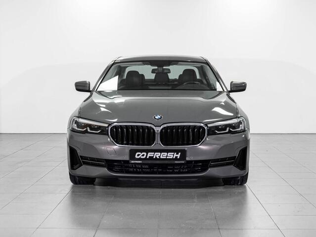 BMW 5 серии 2016