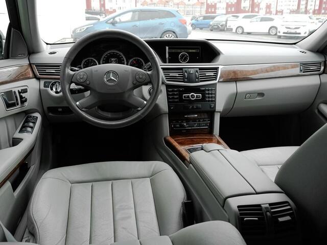 Mercedes-Benz E-Класс 2012