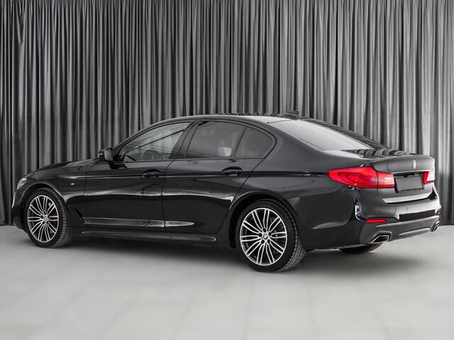 BMW 5 серии 2017