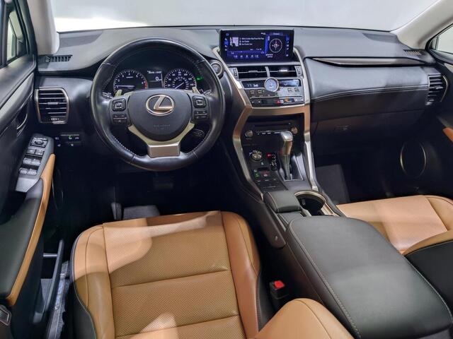 Lexus NX 2020