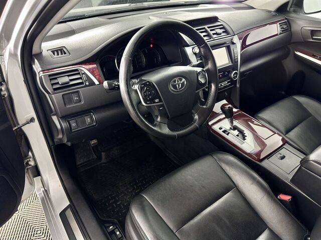 Toyota Camry 2014