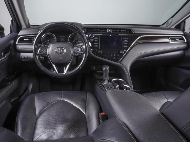 Toyota Camry 2019