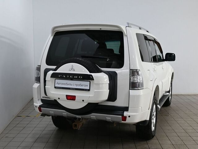 Mitsubishi Pajero 2011