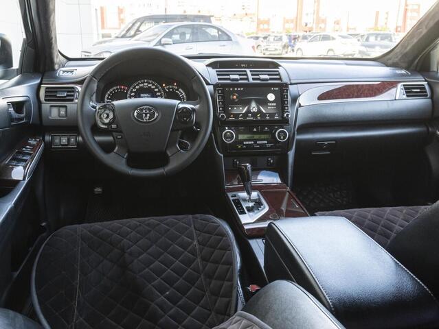 Toyota Camry 2014