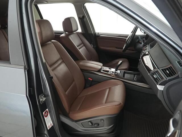 BMW X5 2011