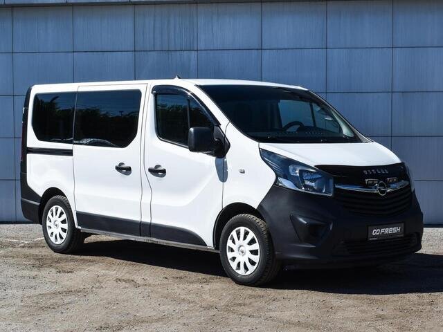 Nissan Serena 2017