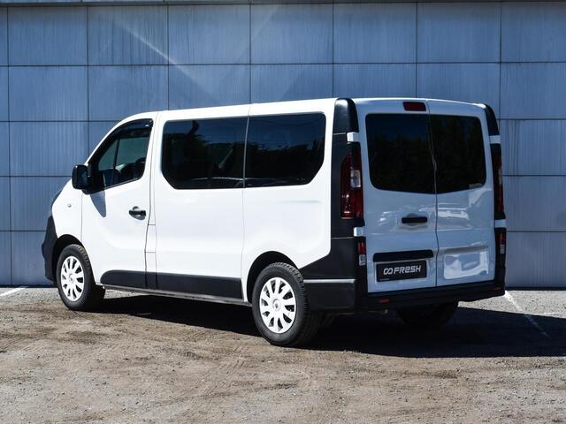 Nissan Serena 2017