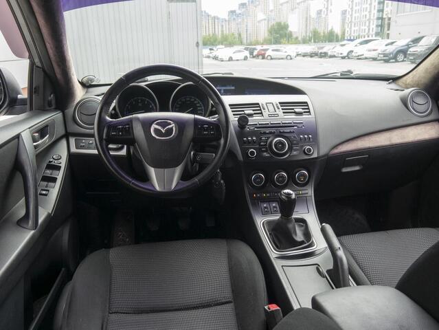 Mazda 3 2012