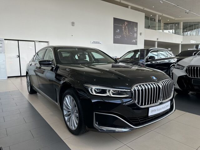 BMW 7 серии 2019