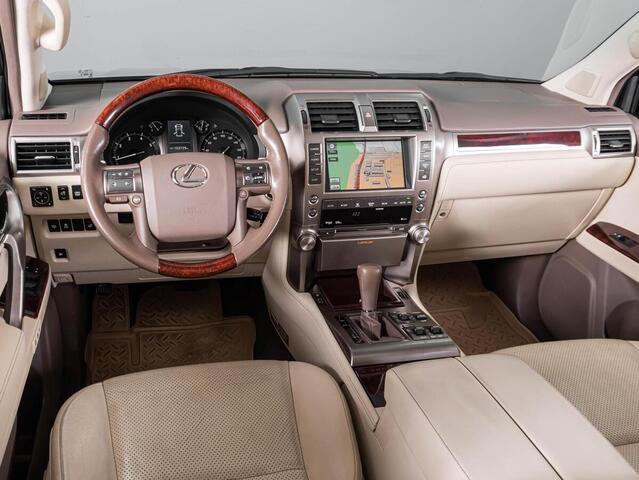 Lexus GX 2011