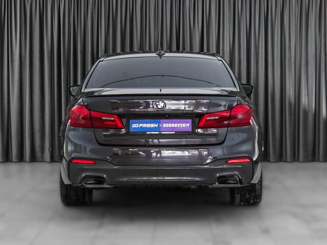 BMW 5 серии 2019