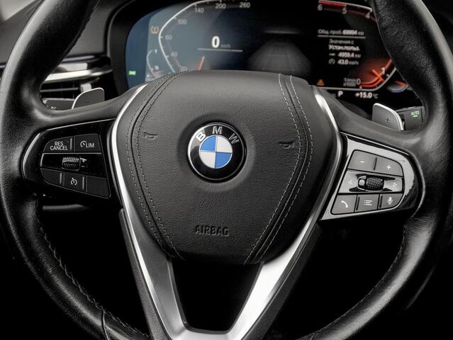 BMW 5 серии 2019