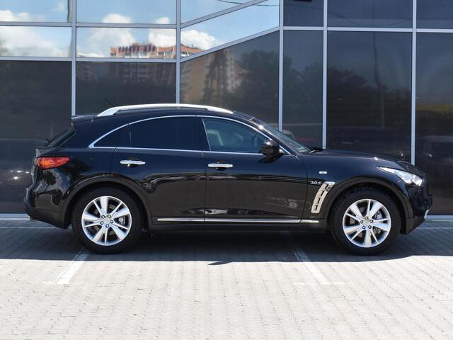 Infiniti QX70 2014