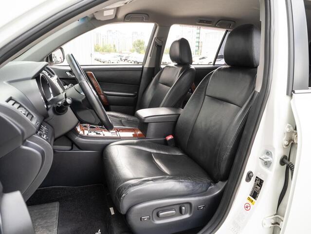 Toyota Highlander 2011