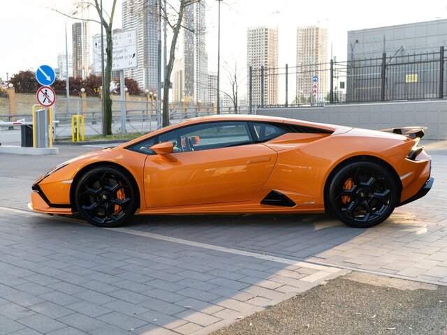 Lamborghini Huracán 2024