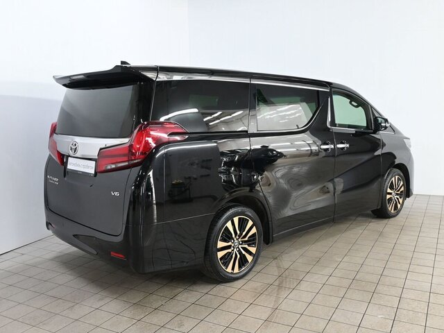 Toyota Alphard 2021