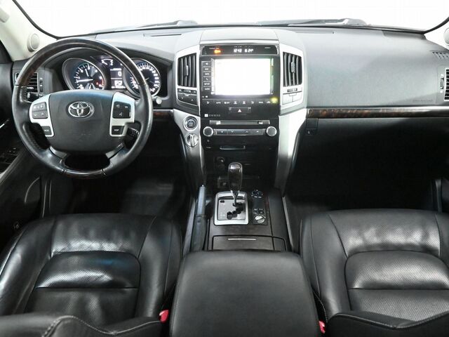 Toyota Land Cruiser 2014