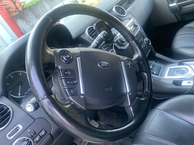 Land Rover Discovery 2014