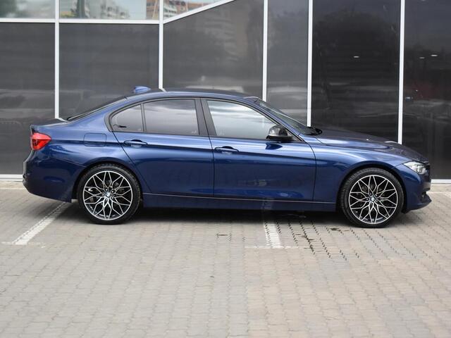 BMW 3 серии 2018