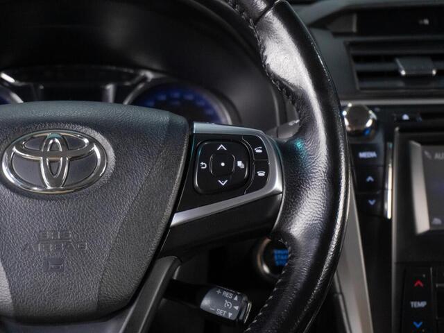 Toyota Camry 2015