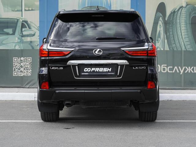 Lexus LX 2018