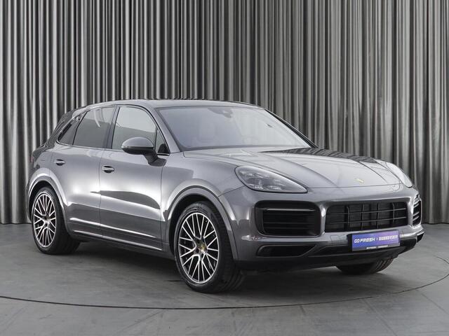 Porsche Cayenne 2021