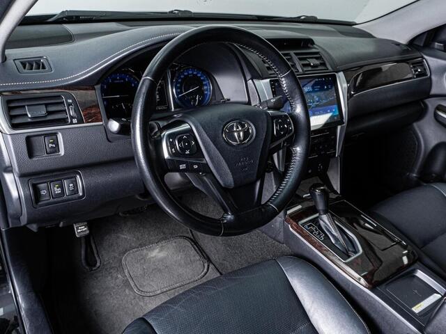 Toyota Camry 2017