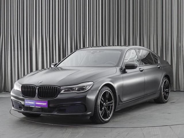 BMW 7 серии 2015