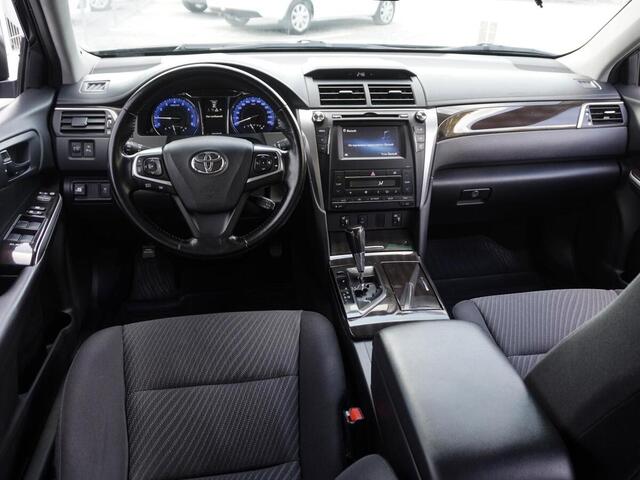 Toyota Camry 2015