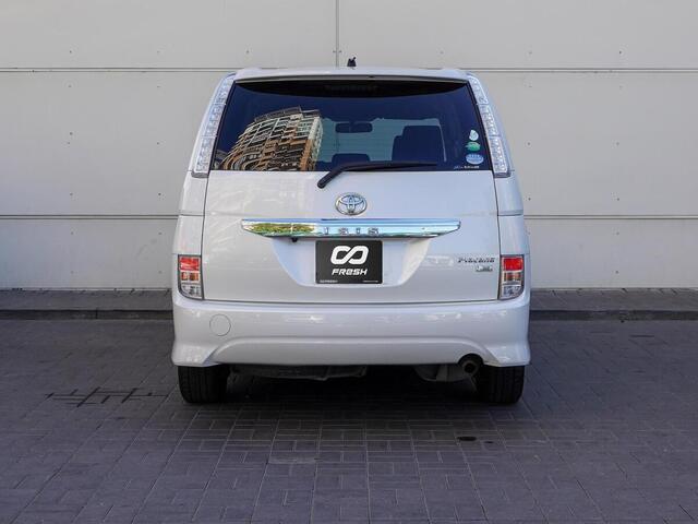 Nissan Serena 2012