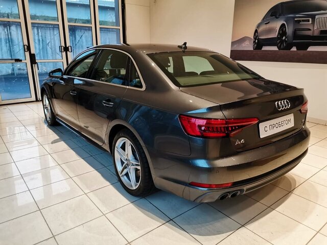 Audi A4 2017