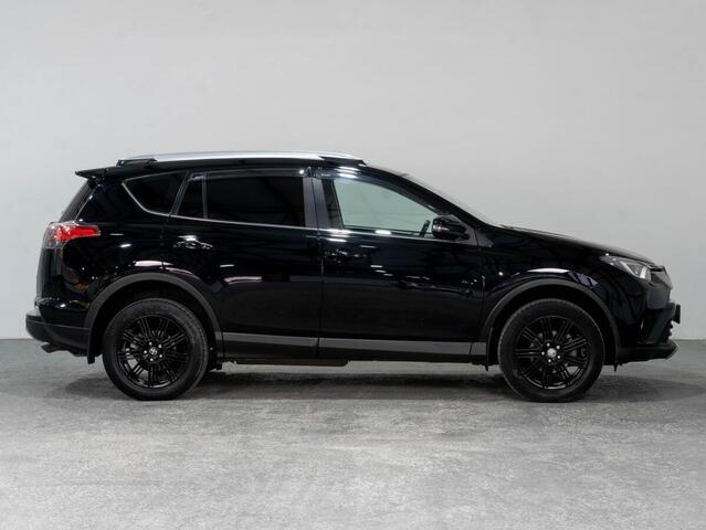 Toyota RAV4 2017