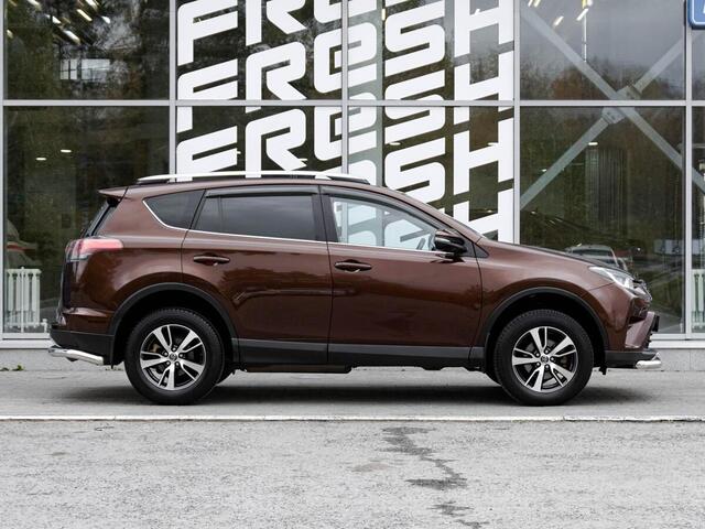 Toyota RAV4 2017