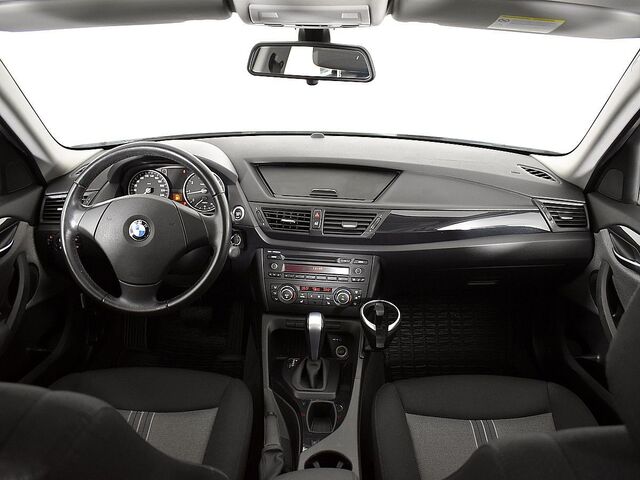 BMW X1 2011