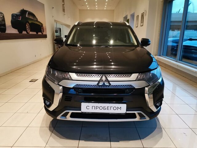 Mitsubishi Outlander 2021