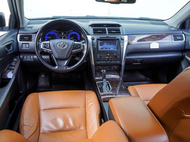 Toyota Camry 2015