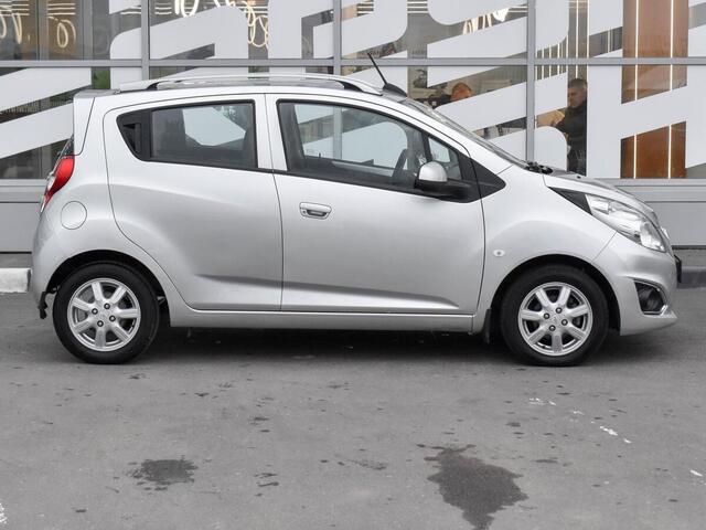 Chevrolet Spark 2021