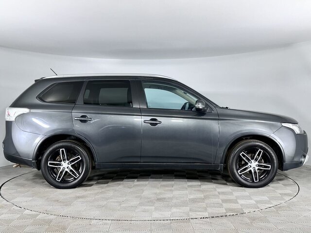 Mitsubishi Outlander 2014