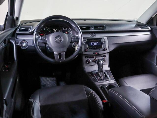 Volkswagen Passat 2013