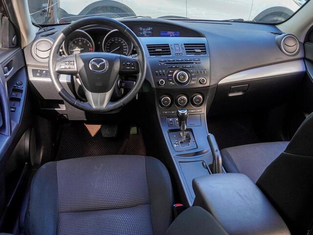 Mazda 3 2013