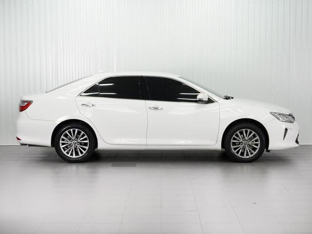 Toyota Camry 2015