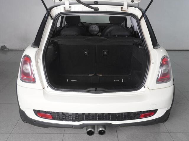 MINI Hatch 2008