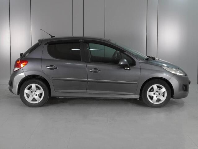 Peugeot 207 2010