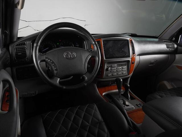 Toyota Land Cruiser 2006