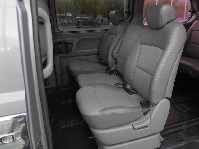 Hyundai Grand Starex 2012