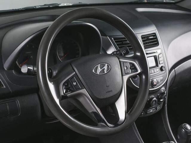 Hyundai Solaris 2014