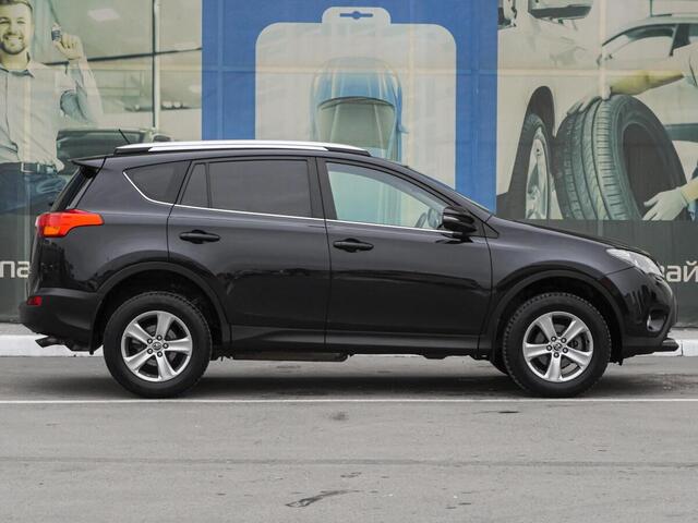 Toyota RAV4 2015