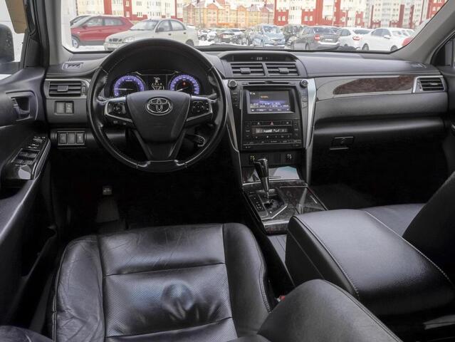 Toyota Camry 2015