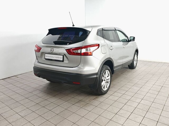 Nissan Qashqai 2015